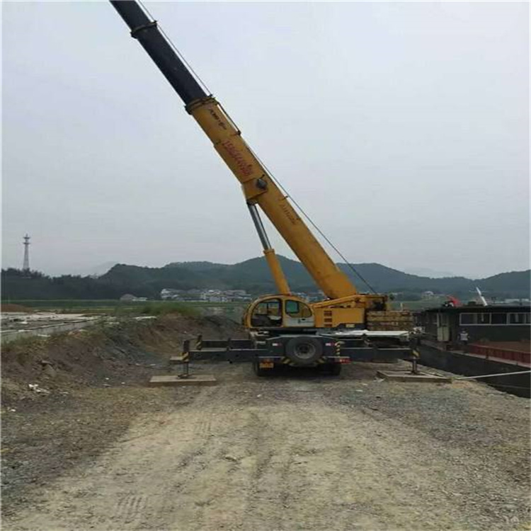 曹县重型吊车租赁费用